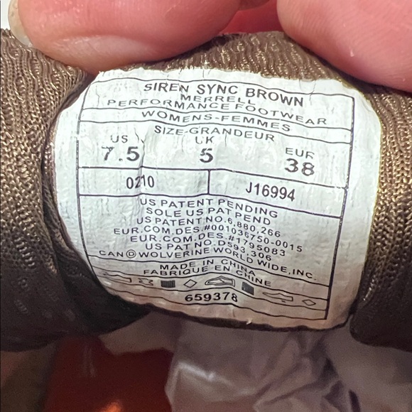 Merrell Women's Brown and Cream Athletic Shoes - Picture 9 of 9